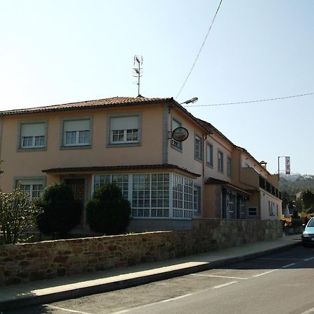 Hostal Pereirina Cee Exterior photo