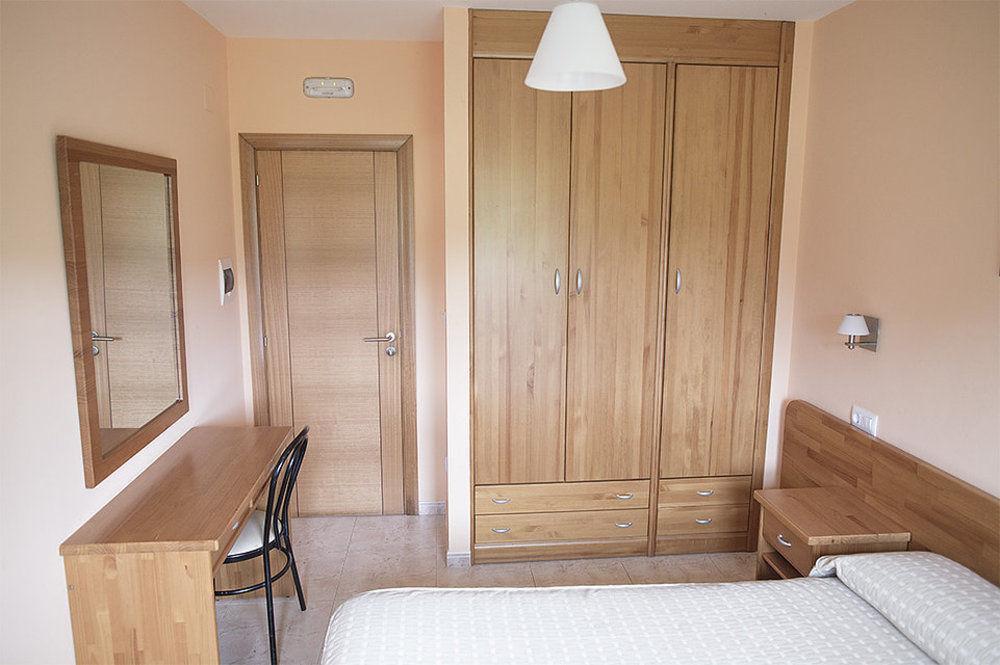 Hostal Pereirina Cee Exterior photo