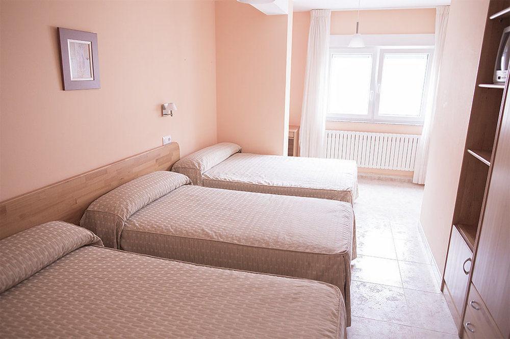 Hostal Pereirina Cee Exterior photo