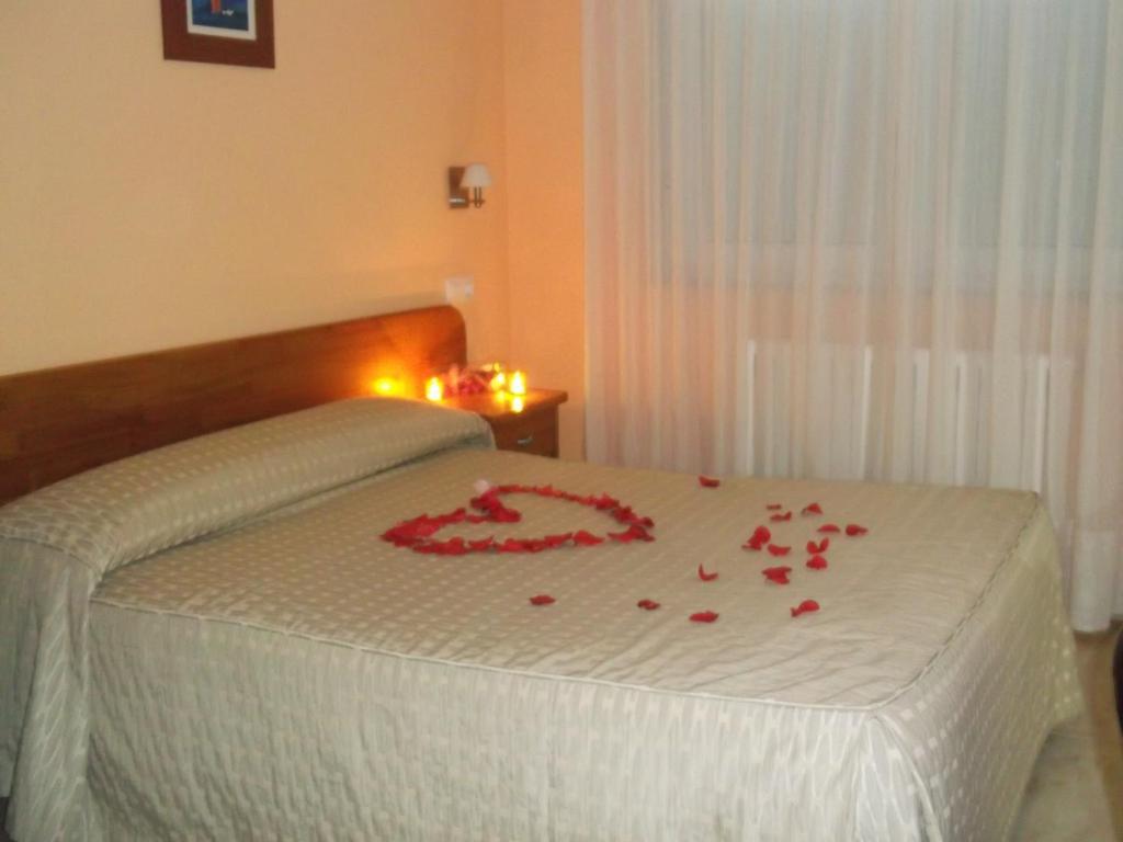 Hostal Pereirina Cee Exterior photo