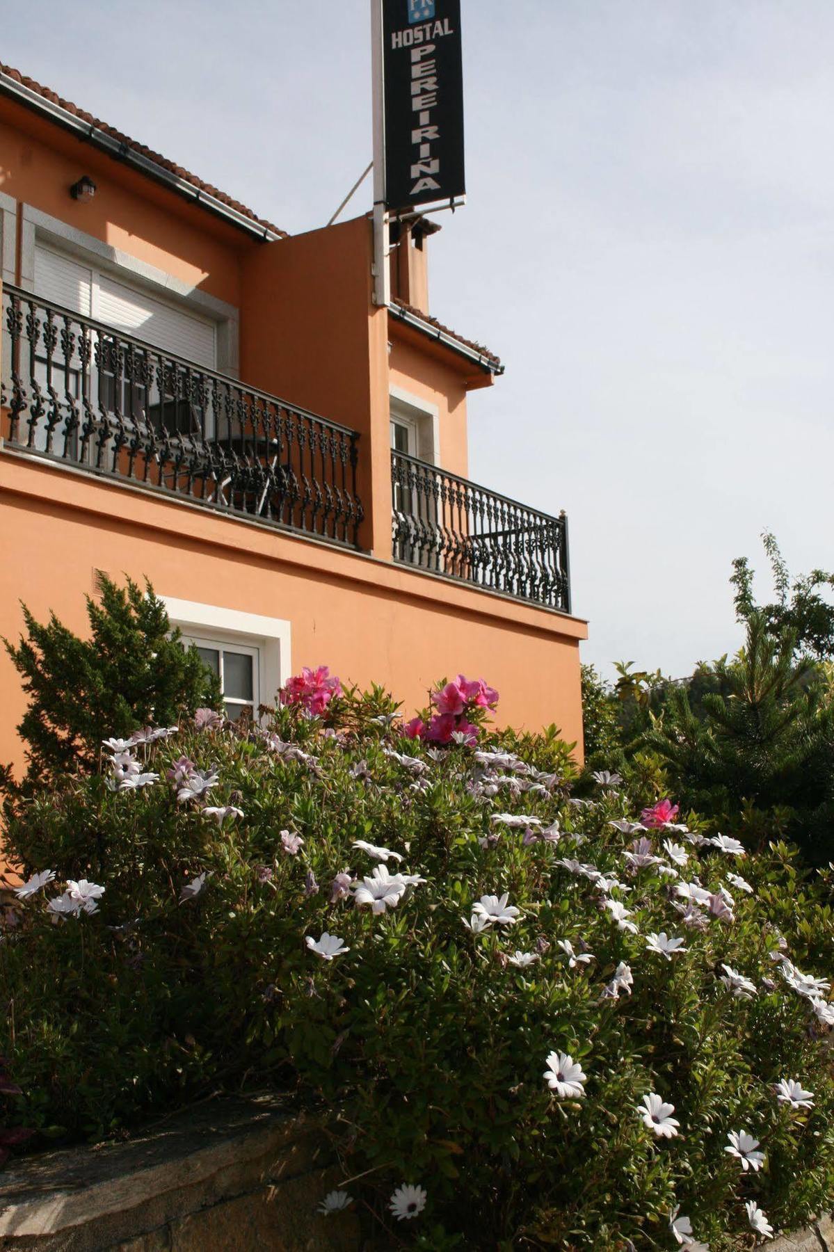 Hostal Pereirina Cee Exterior photo